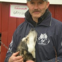 Robert Sørlie med Grayling - foto: Anki