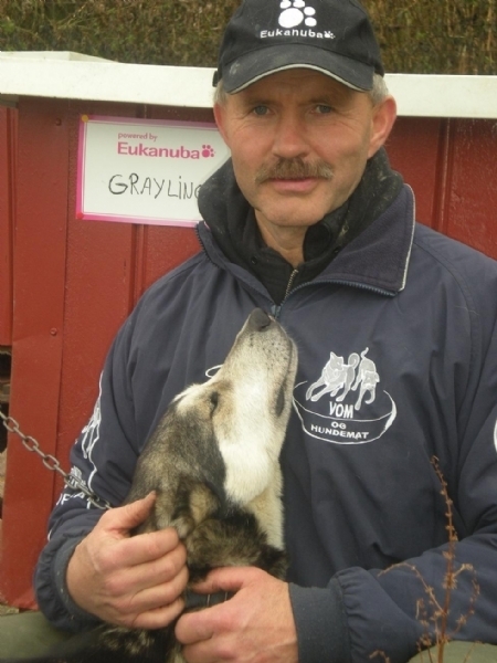 Robert Sørlie med Grayling - foto: Anki
