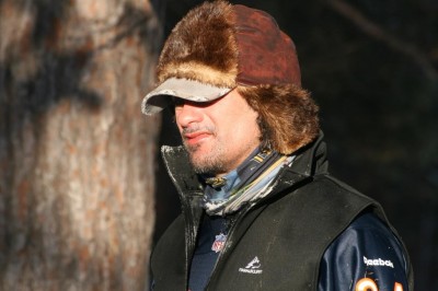 Karasjok ut, Hugh Neff