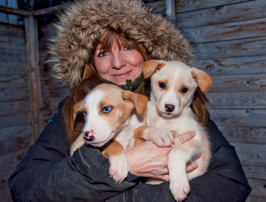 Inger Ellen Eftevand Orvin og valper